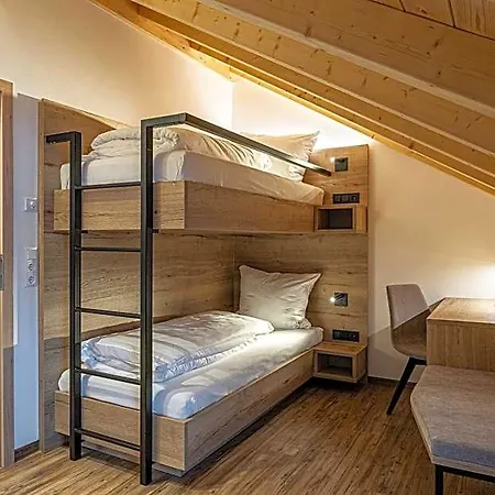 Kaeppelehof Hotel 4*