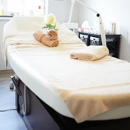 מלון Kaeppelehof 4*